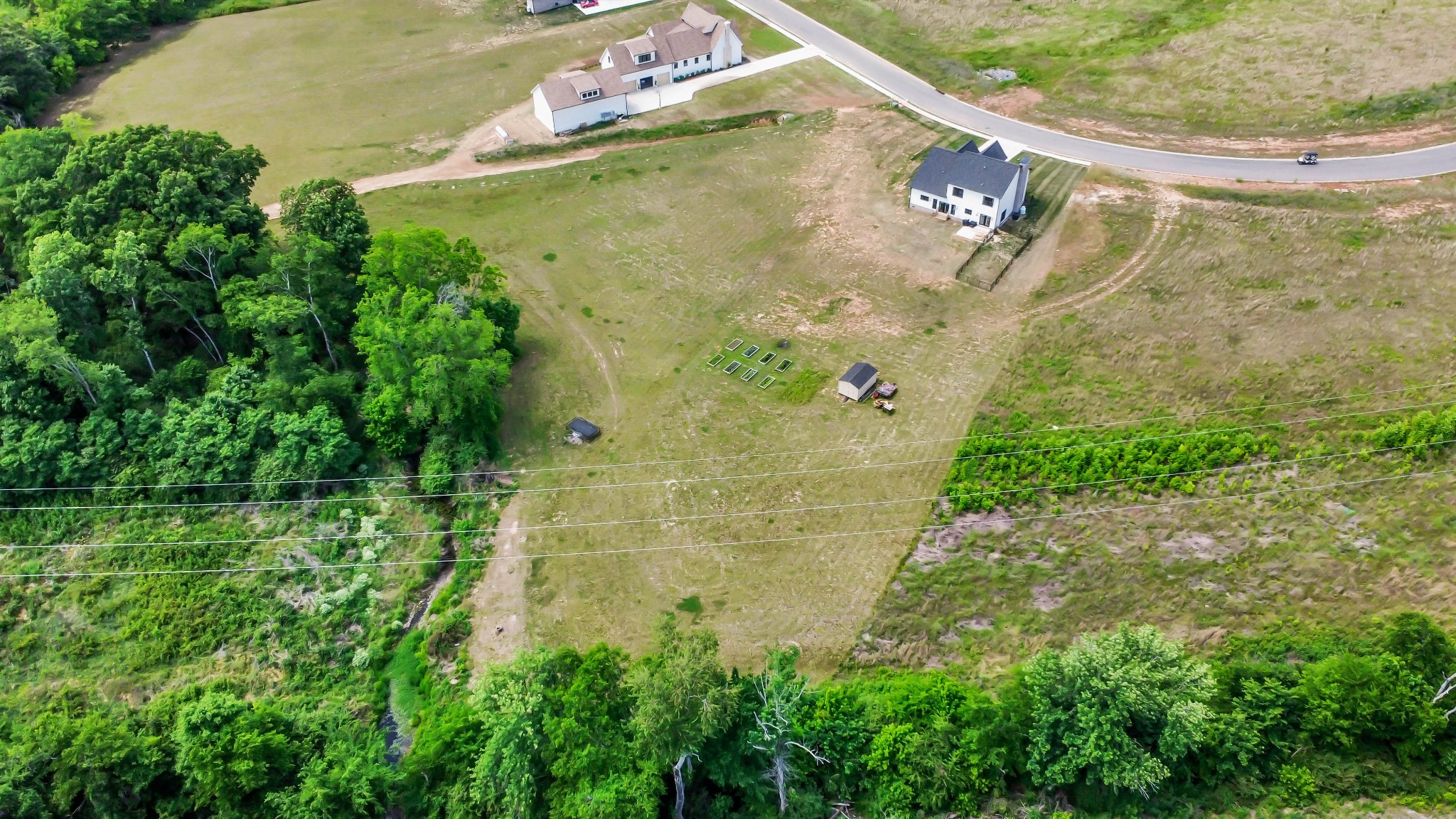 Clarksville, Tennessee, 37040, United States, 3 Bedrooms Bedrooms, ,4 BathroomsBathrooms,Residential,For Sale,2048961