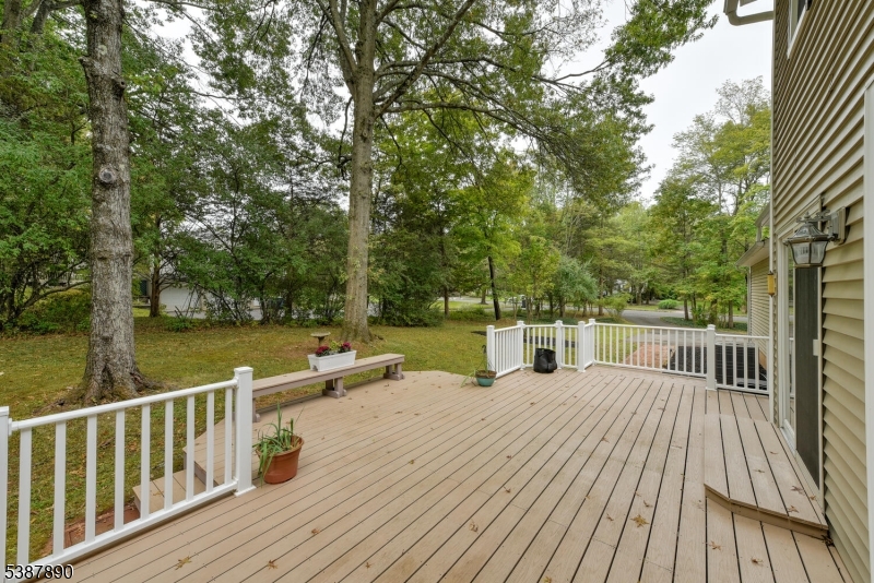 Branchburg Twp., New Jersey, 08876, United States, 4 Bedrooms Bedrooms, ,3 BathroomsBathrooms,Residential,For Sale,1992808