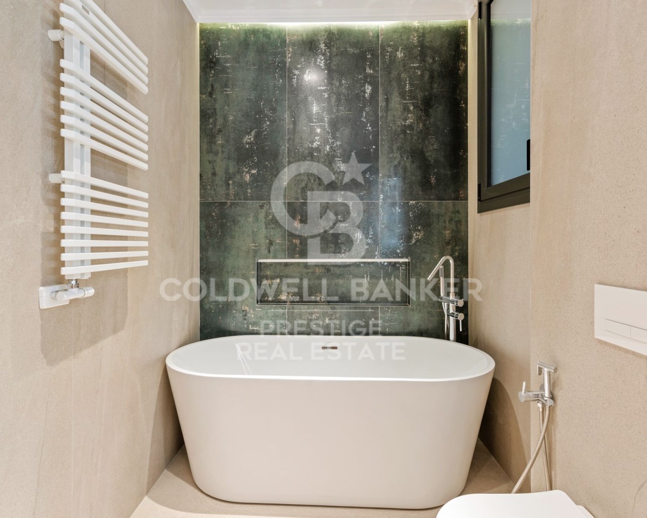 Barcelona, Barcelona, Ciutat Vella, El G?tic Barce, Barcelona, Catalonia, ES, 3 Bedrooms Bedrooms, ,3 BathroomsBathrooms,Residential,For Sale,Barcelona, Barcelona, Ciutat Vella, El G?tic Barce,1628489