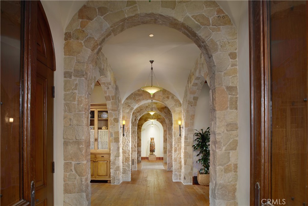 Corona del Mar, California, 92625, United States, 4 Bedrooms Bedrooms, ,3 BathroomsBathrooms,Residential,For Sale,1695491