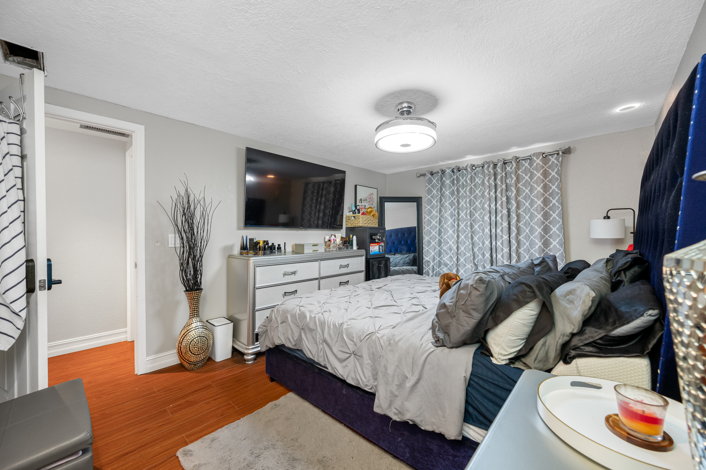 Tampa, Florida, 33615, United States, 4 Bedrooms Bedrooms, ,3 BathroomsBathrooms,Residential,For Sale,1900602