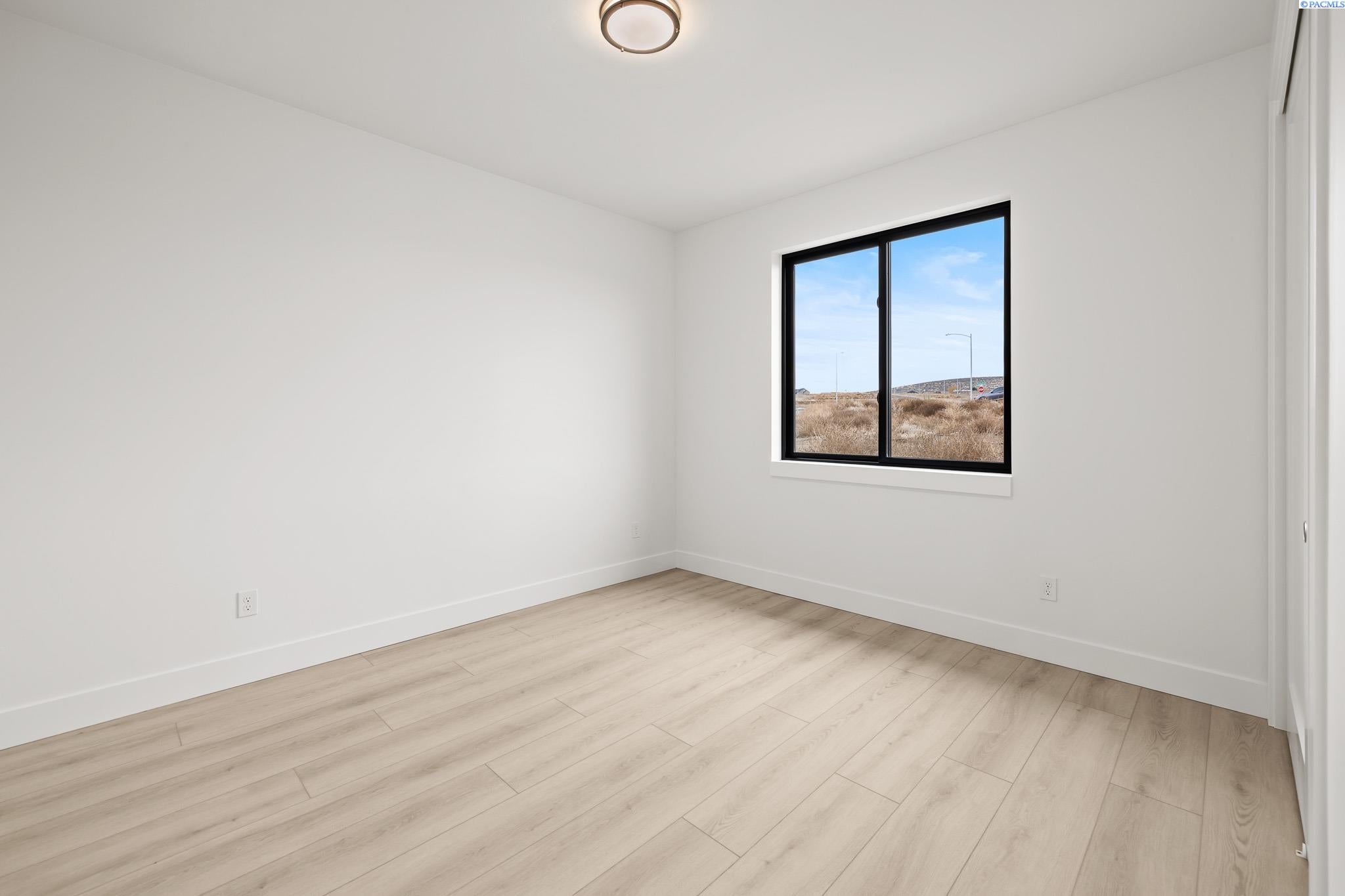 Richland, Washington, 99352, United States, 4 Bedrooms Bedrooms, ,2 BathroomsBathrooms,Residential,For Sale,2000118