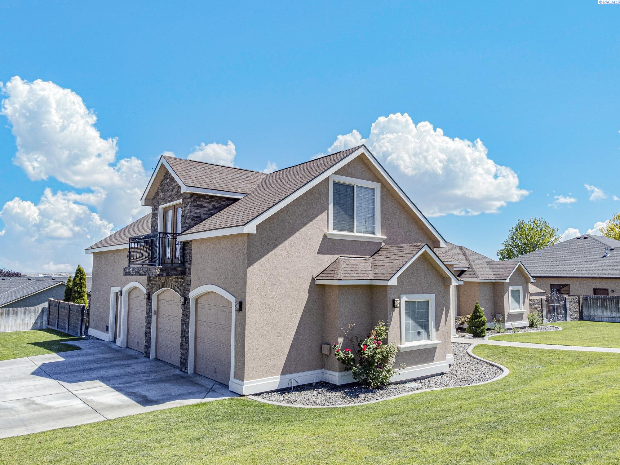 Pasco, Washington, 99301, United States, 4 Bedrooms Bedrooms, ,2 BathroomsBathrooms,Residential,For Sale,1826907