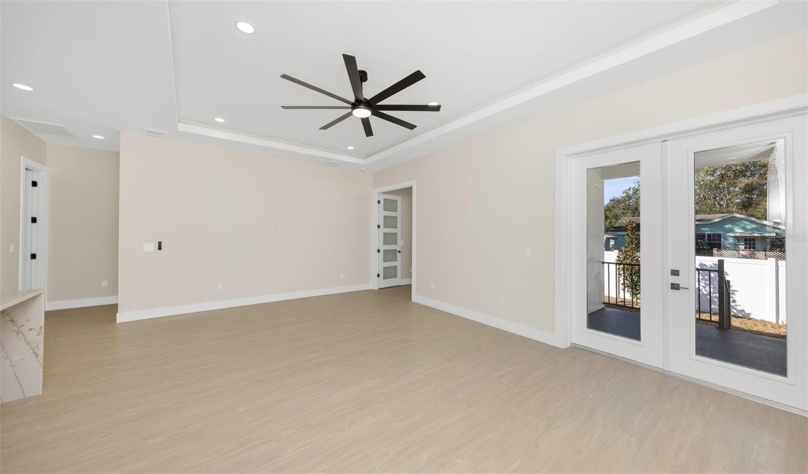 CLEARWATER, Florida, 33755, United States, 4 Bedrooms Bedrooms, ,3 BathroomsBathrooms,Residential,For Sale,1996424