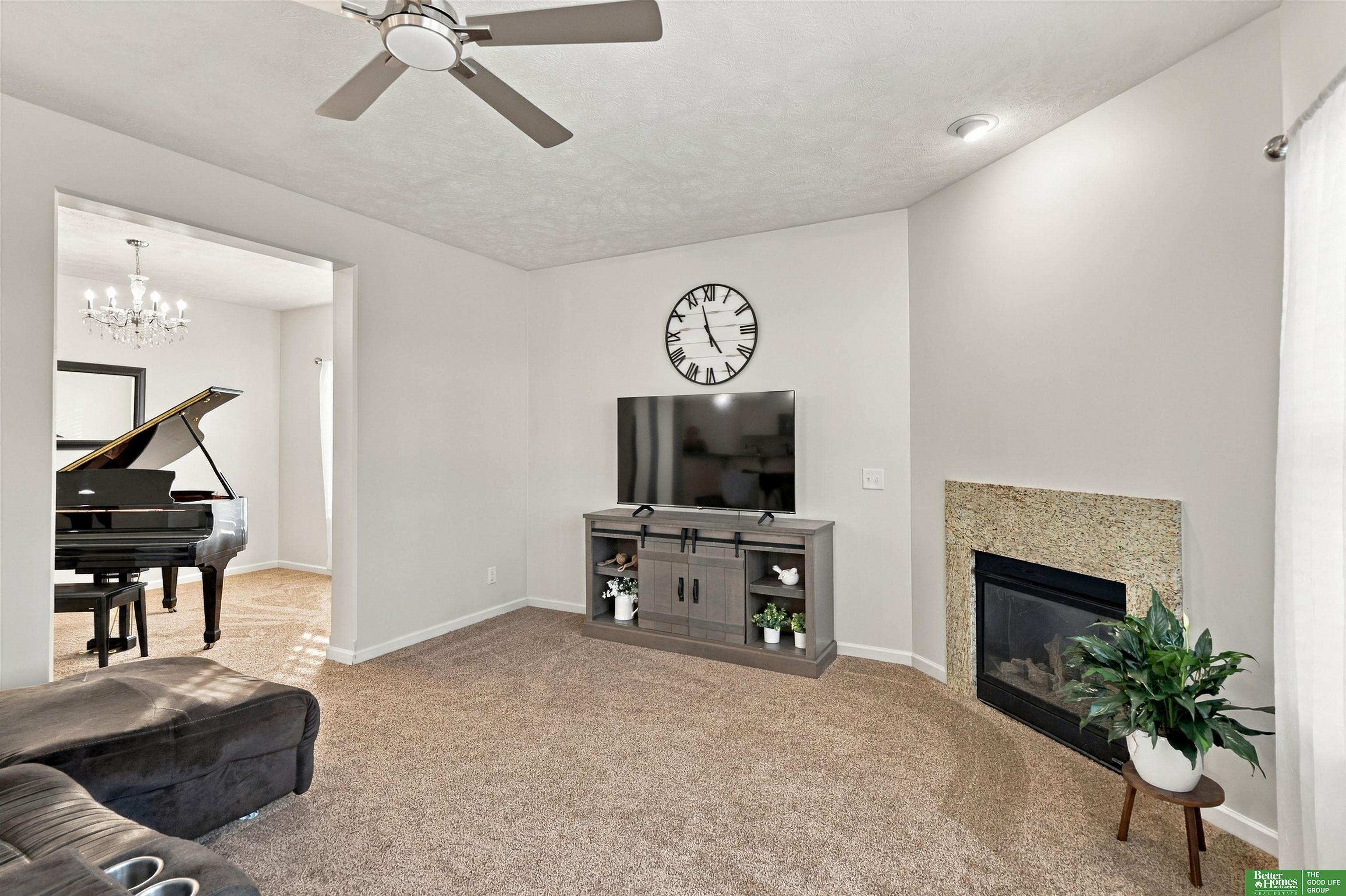 Morgan Ave, Gretna, NE 68028