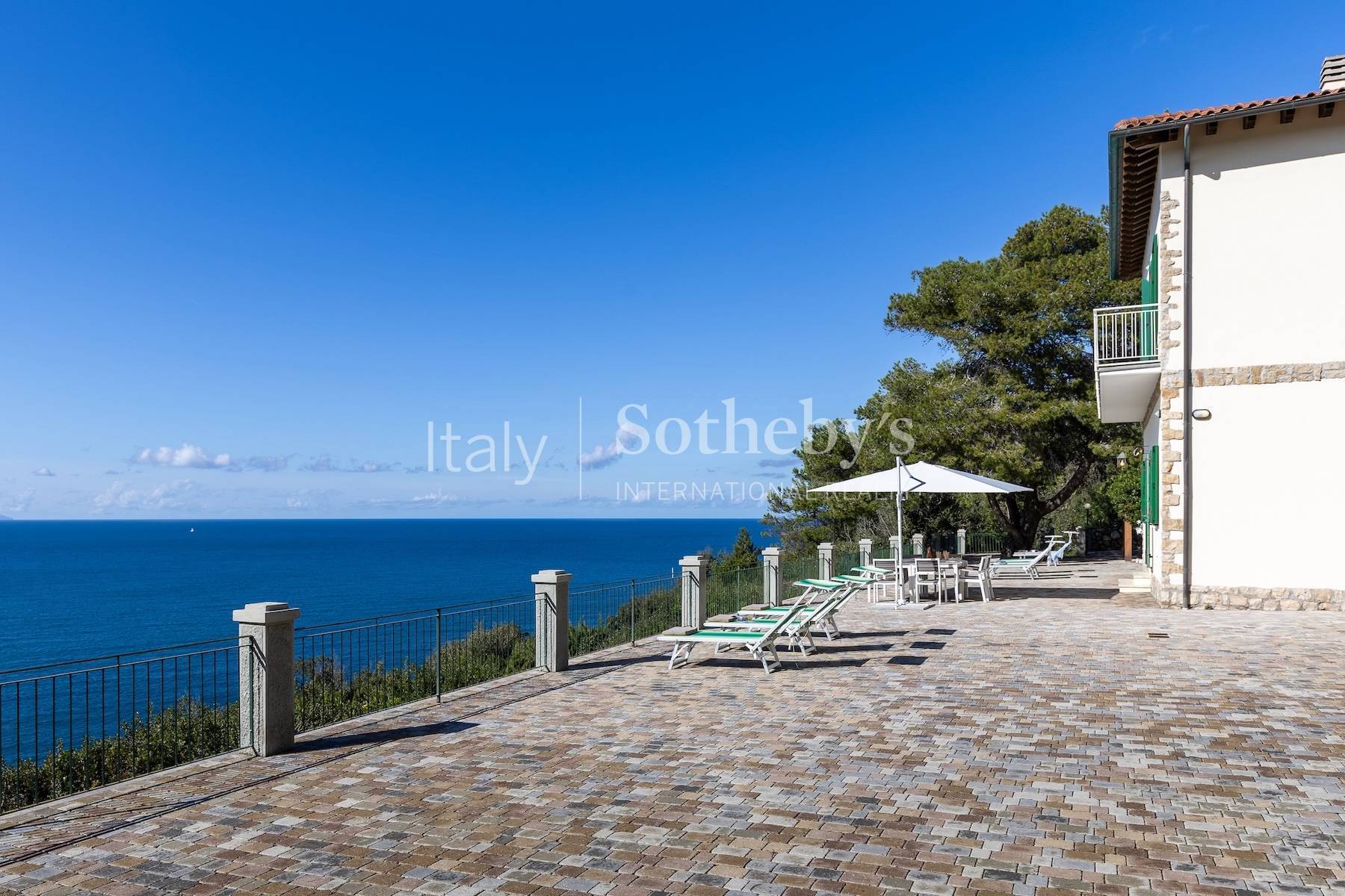  Elegant Villa with Panoramic Sea Views - 物件實景