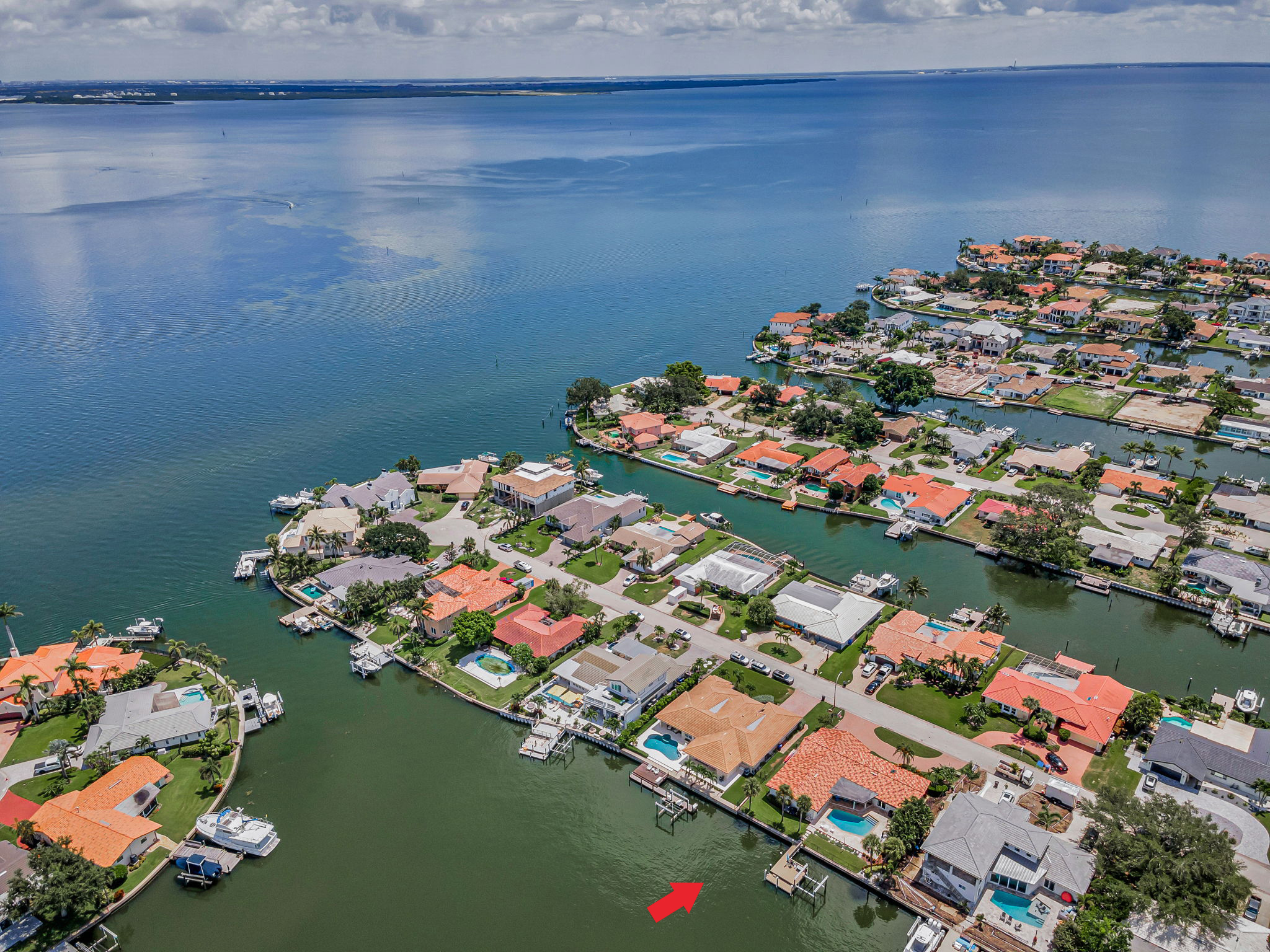 St Petersburg, Florida, 33703, United States, 4 Bedrooms Bedrooms, ,3 BathroomsBathrooms,Residential,For Sale,1978536