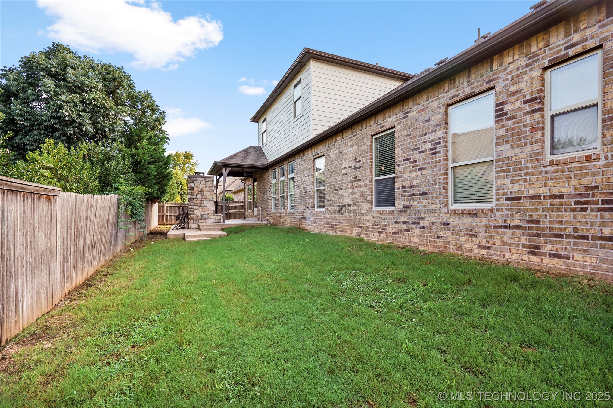 Bixby, Oklahoma, 74008, United States, 5 Bedrooms Bedrooms, ,4 BathroomsBathrooms,Residential,For Sale,1908435