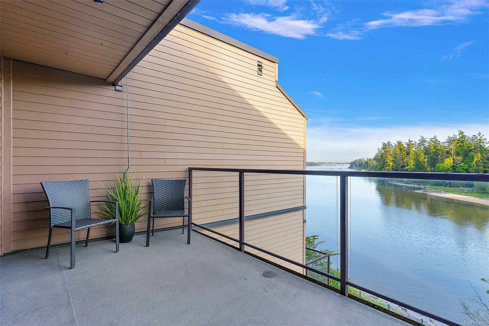 VIEW ROYAL, British Columbia, V9B 5H7, CA, 2 Bedrooms Bedrooms, ,Residential,For Sale,1874992