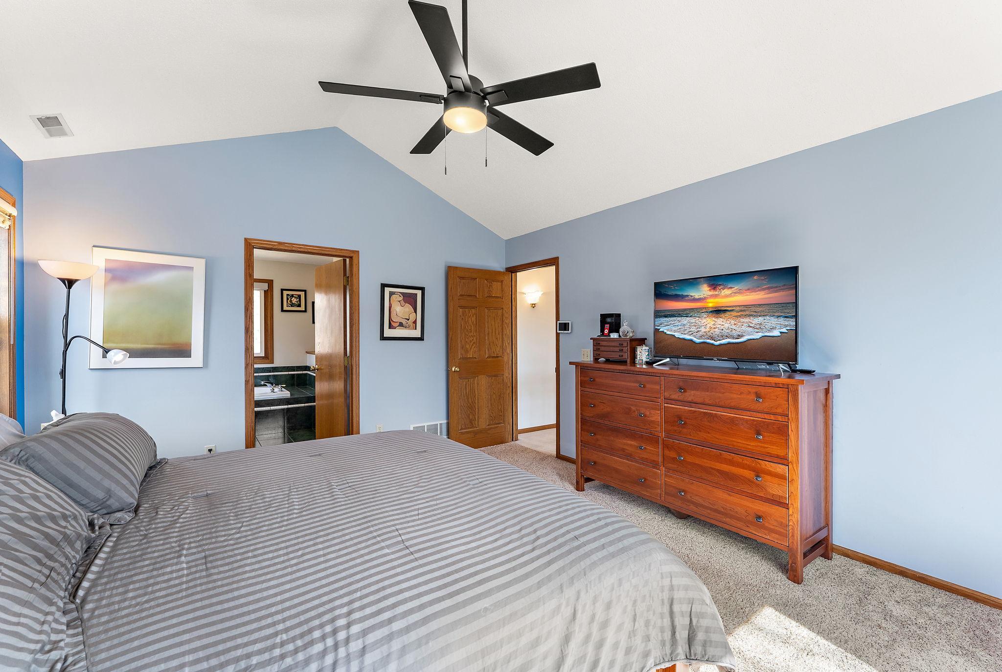 Hudson, Wisconsin, 54016, United States, 4 Bedrooms Bedrooms, ,4 BathroomsBathrooms,Residential,For Sale,2038395