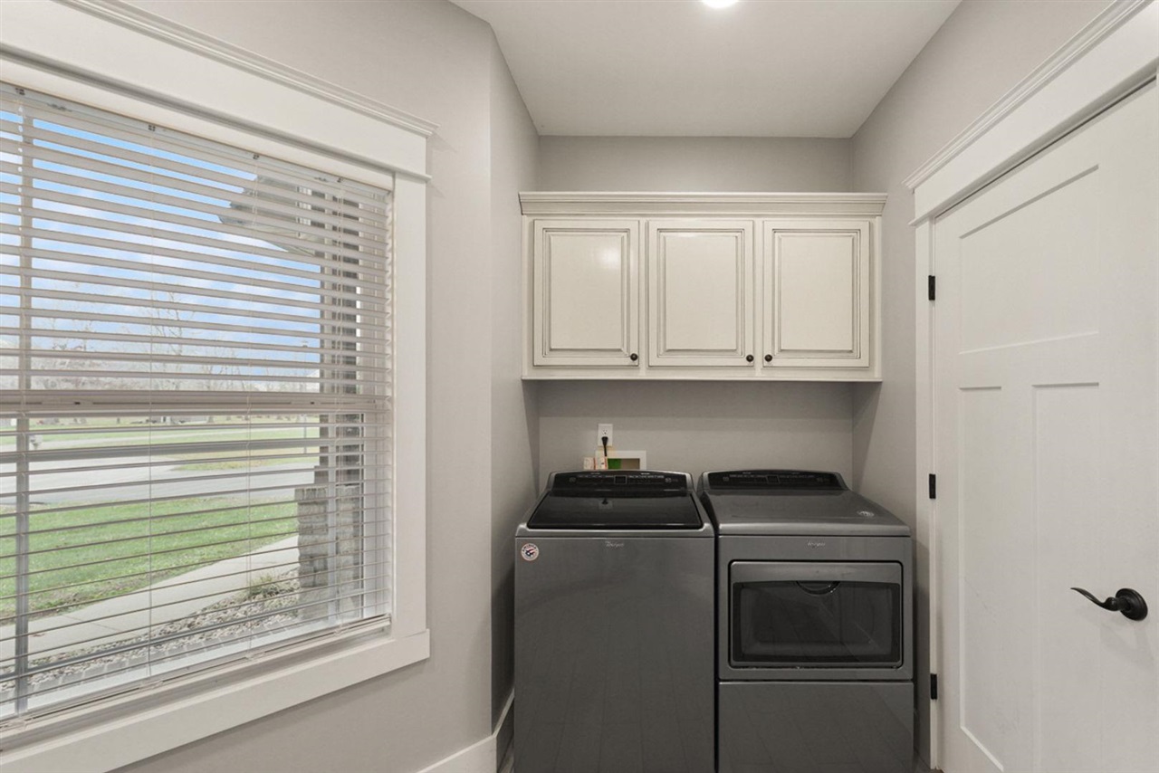 Smiths Grove, Kentucky, 42171, United States, 4 Bedrooms Bedrooms, ,3 BathroomsBathrooms,Residential,For Sale,1901805
