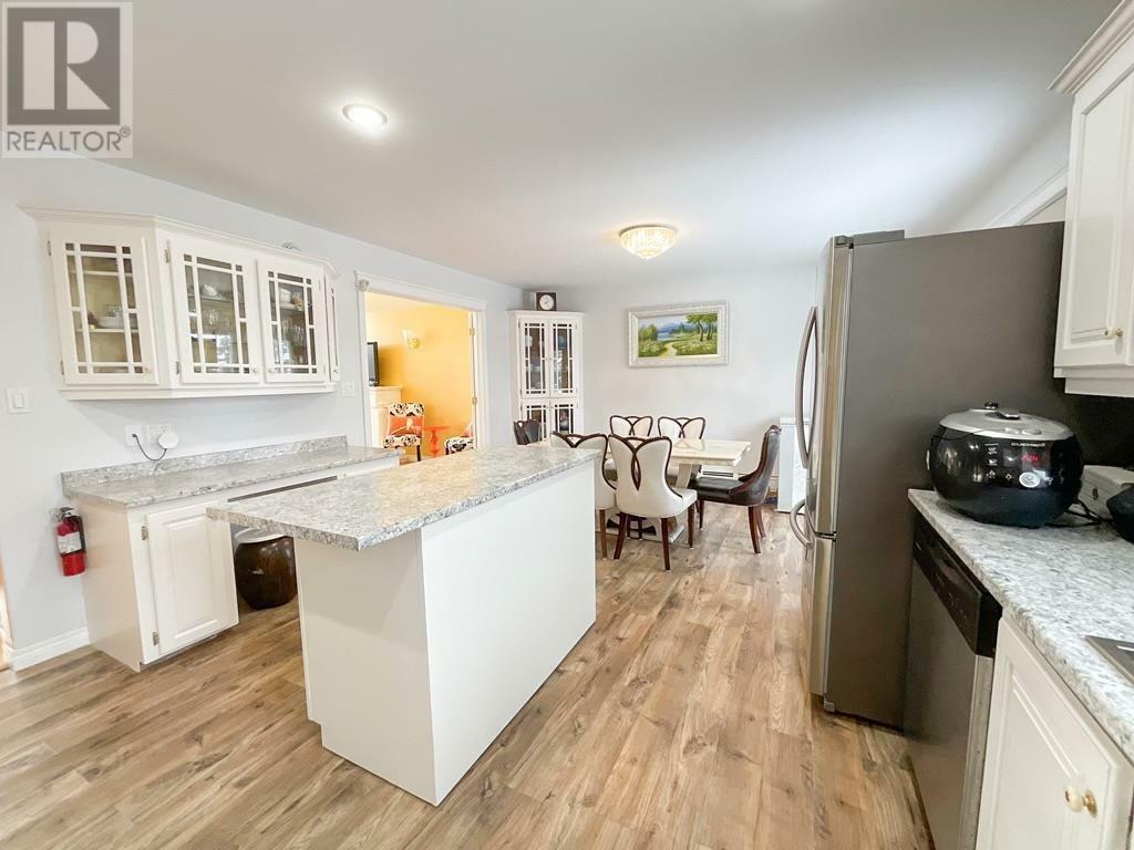 STRATFORD, Prince Edward Island, C1B 2H3, CA, 4 Bedrooms Bedrooms, ,2 BathroomsBathrooms,Residential,For Sale,1885637