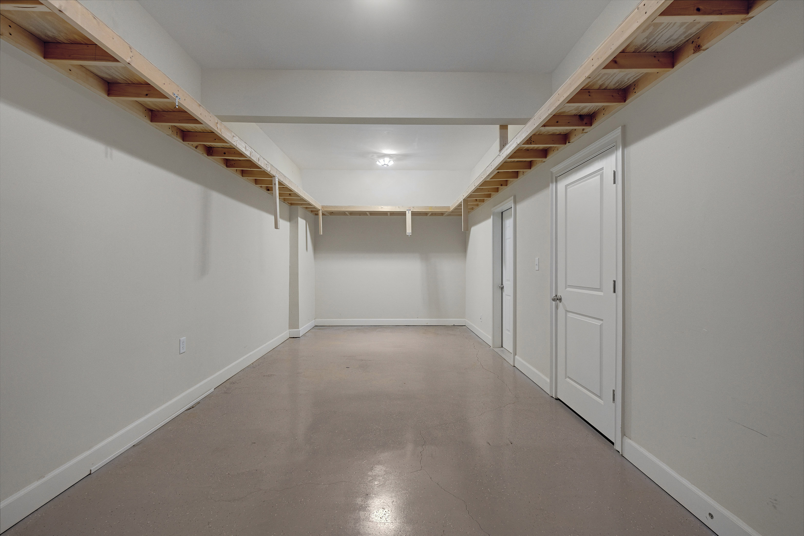  Sandy Springs Townhome Lives Like a Single Family Residence - 物件實景