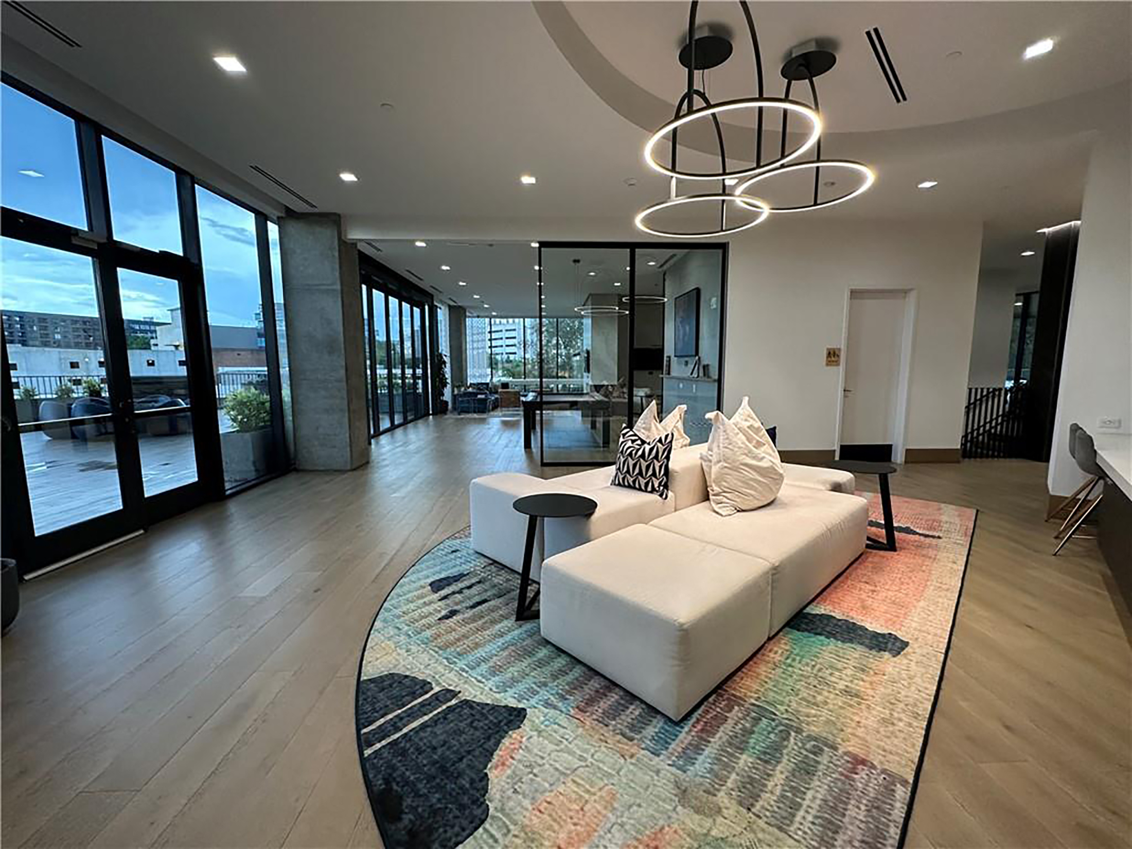  Penthouse Condo Overlooking West Midtown - 物件實景