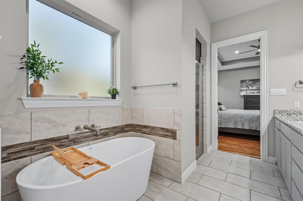 Midlothian, Texas, 76065, United States, 4 Bedrooms Bedrooms, ,3 BathroomsBathrooms,Residential,For Sale,1950999