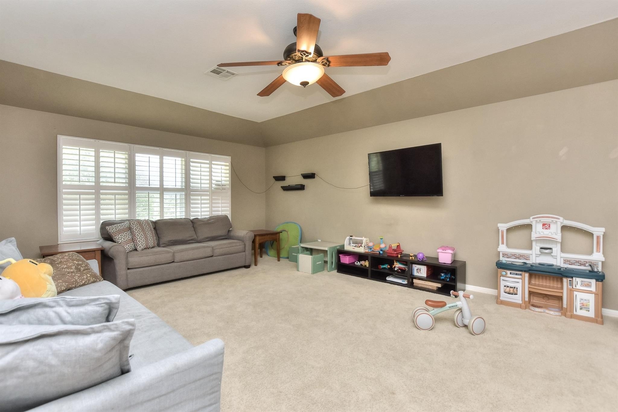 Cedar Park, Texas, 78613, United States, 4 Bedrooms Bedrooms, ,4 BathroomsBathrooms,Residential,For Sale,1978797