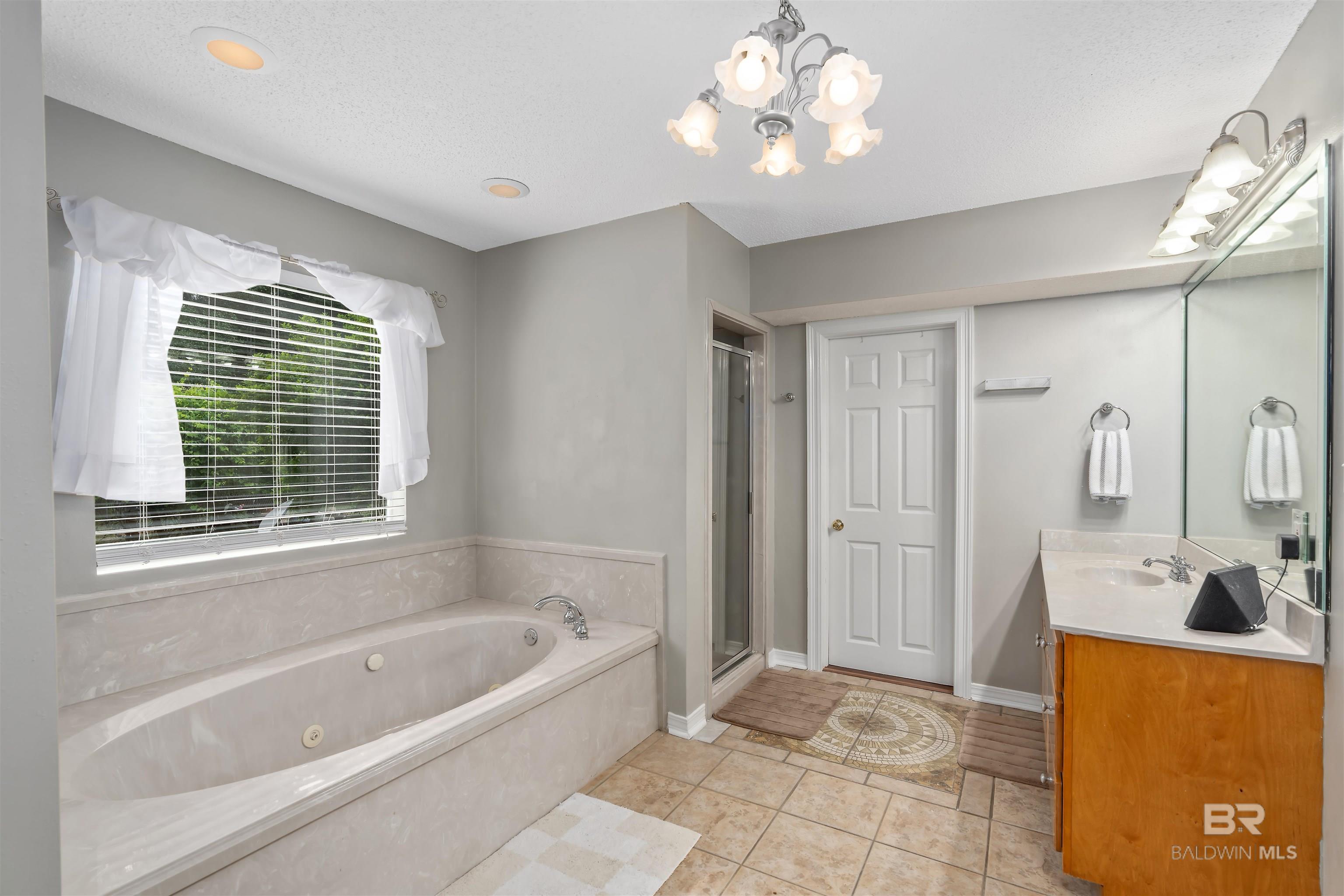 Fairhope, Alabama, 36532, United States, 5 Bedrooms Bedrooms, ,4 BathroomsBathrooms,Residential,For Sale,1827479
