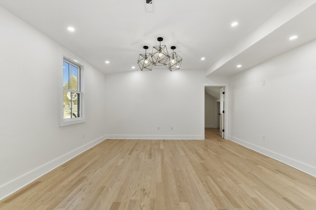 Boston, Massachusetts, 02130, United States, 2 Bedrooms Bedrooms, ,2 BathroomsBathrooms,Residential,For Sale,1941689