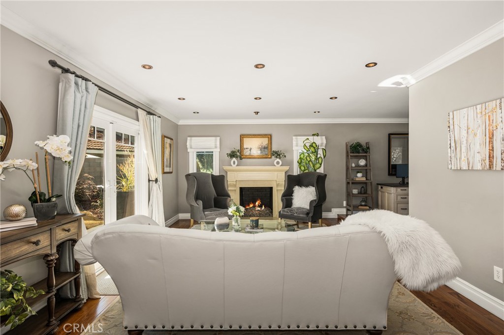 Orange, California, 92865, United States, 4 Bedrooms Bedrooms, ,3 BathroomsBathrooms,Residential,For Sale,1989435