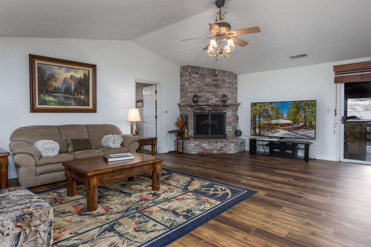 Somerset, California, 95684, United States, 2 Bedrooms Bedrooms, ,2 BathroomsBathrooms,Residential,For Sale,1854234