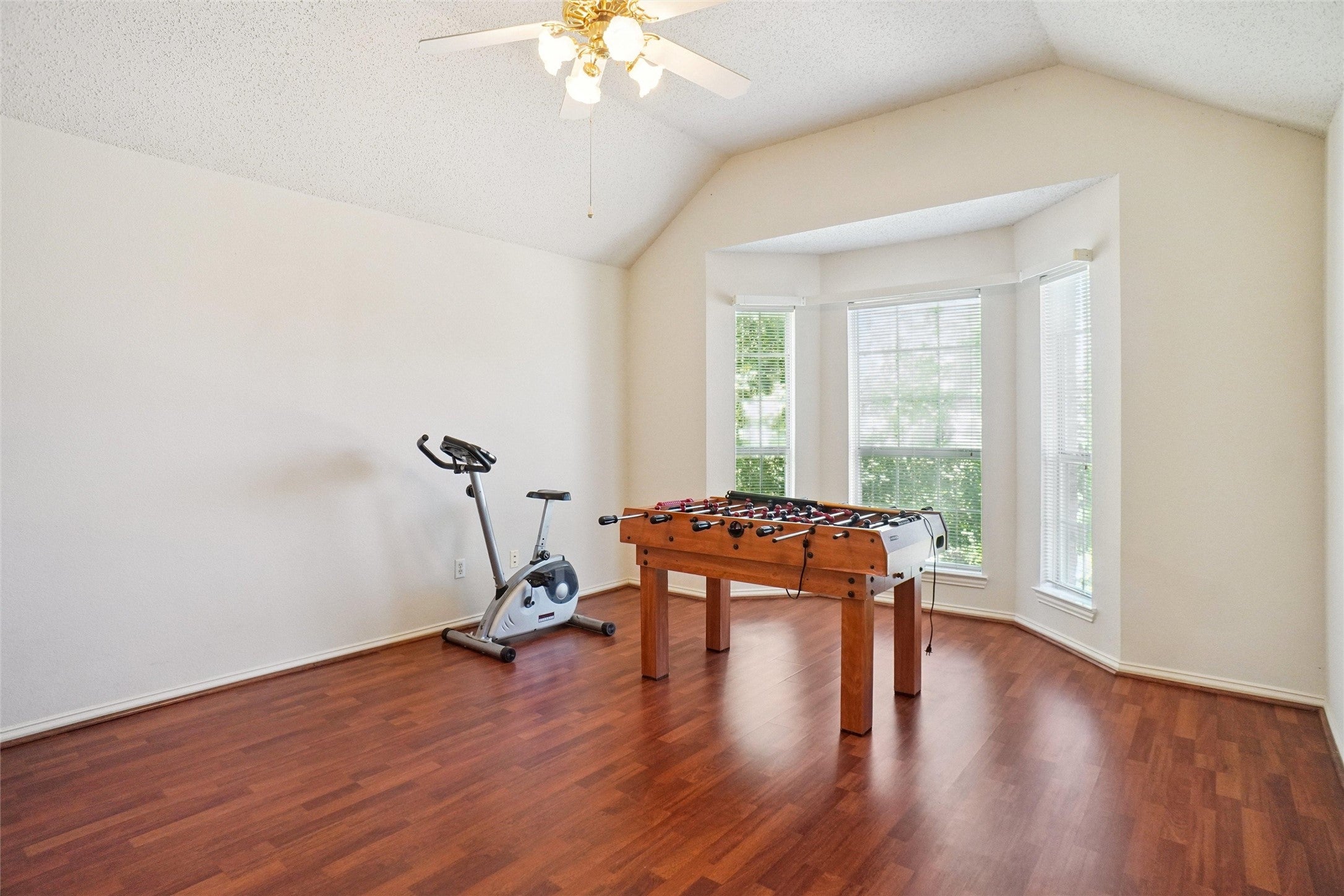 Plano, Texas, 75024, United States, 4 Bedrooms Bedrooms, ,3 BathroomsBathrooms,Residential,For Sale,1981856