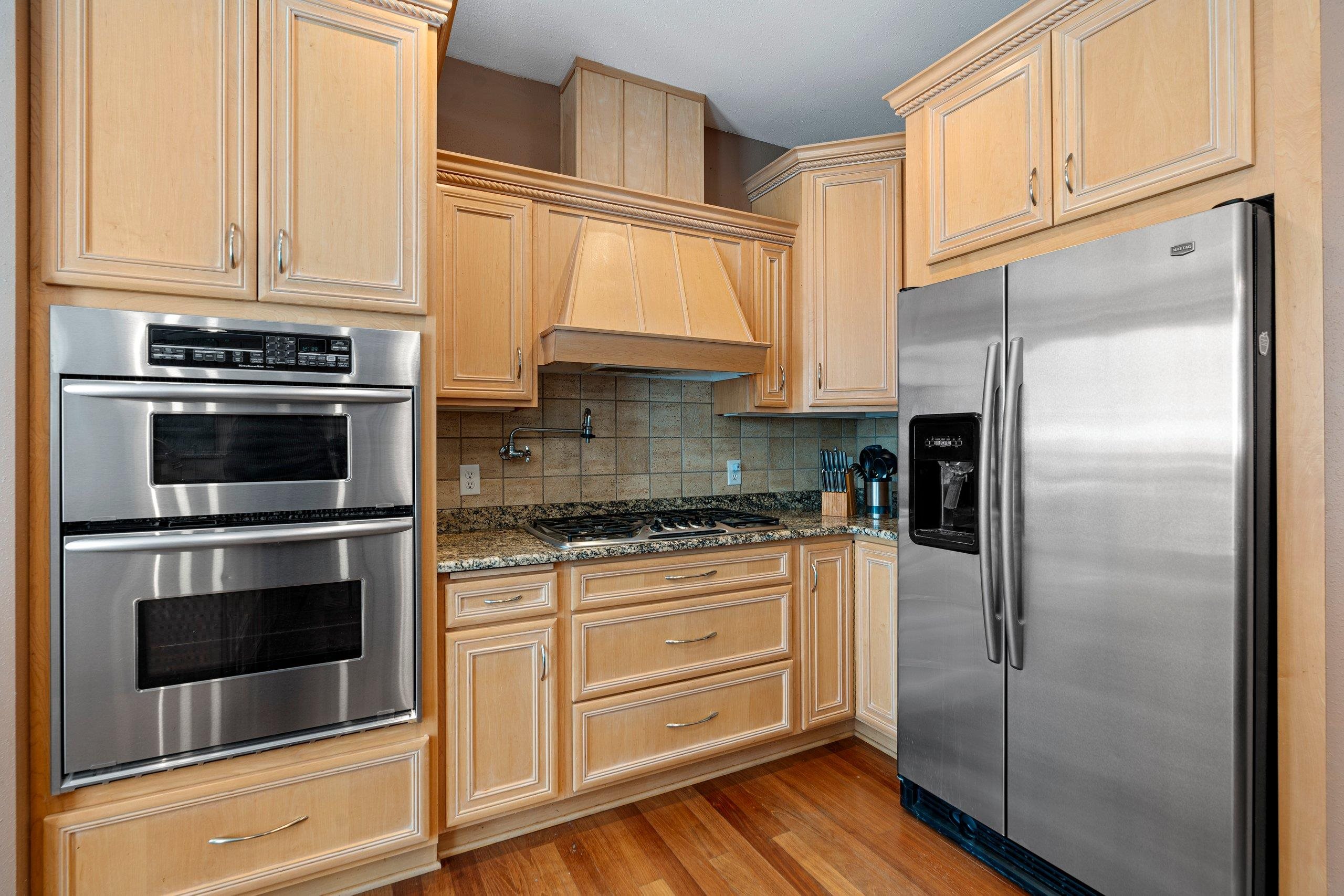 CHILTON, Wisconsin, 53014, United States, 5 Bedrooms Bedrooms, ,6 BathroomsBathrooms,Residential,For Sale,1927210