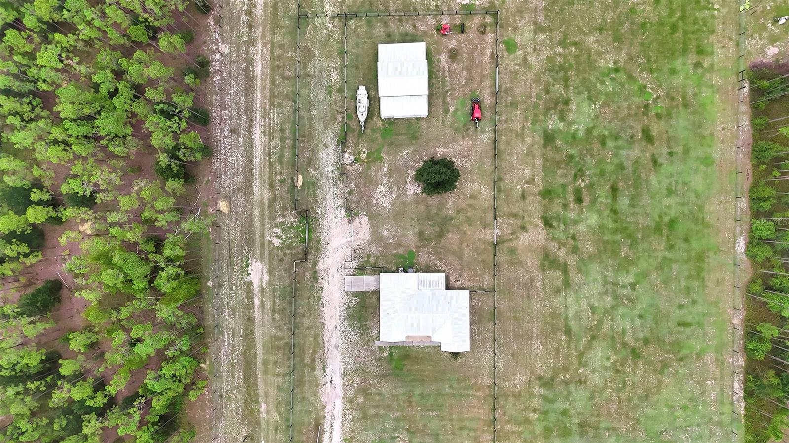 GROVELAND, Florida, 34736, United States, 3 Bedrooms Bedrooms, ,2 BathroomsBathrooms,Residential,For Sale,1932876