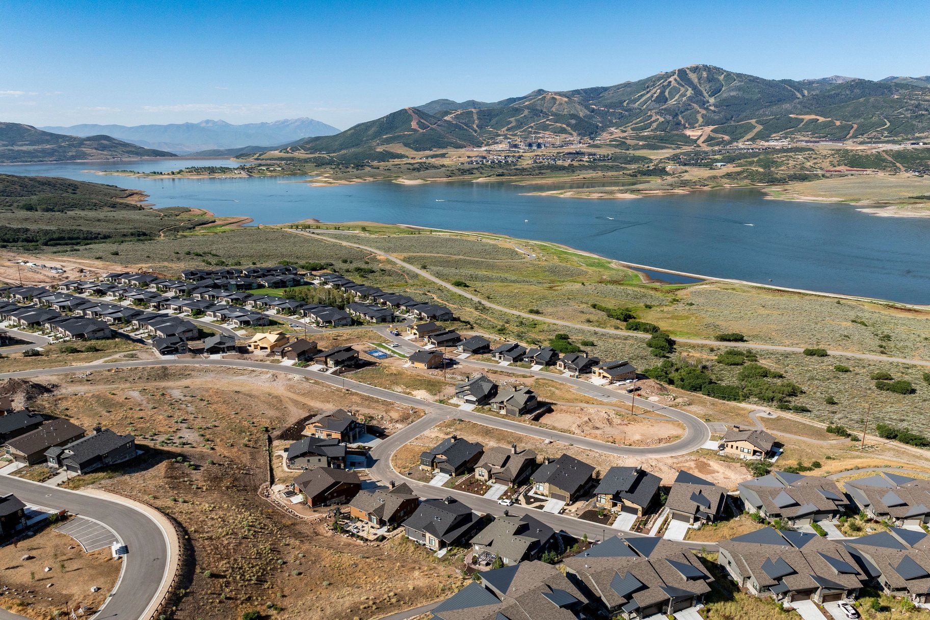  Expansive View Lot Within Lakeview Estates - 物件實景