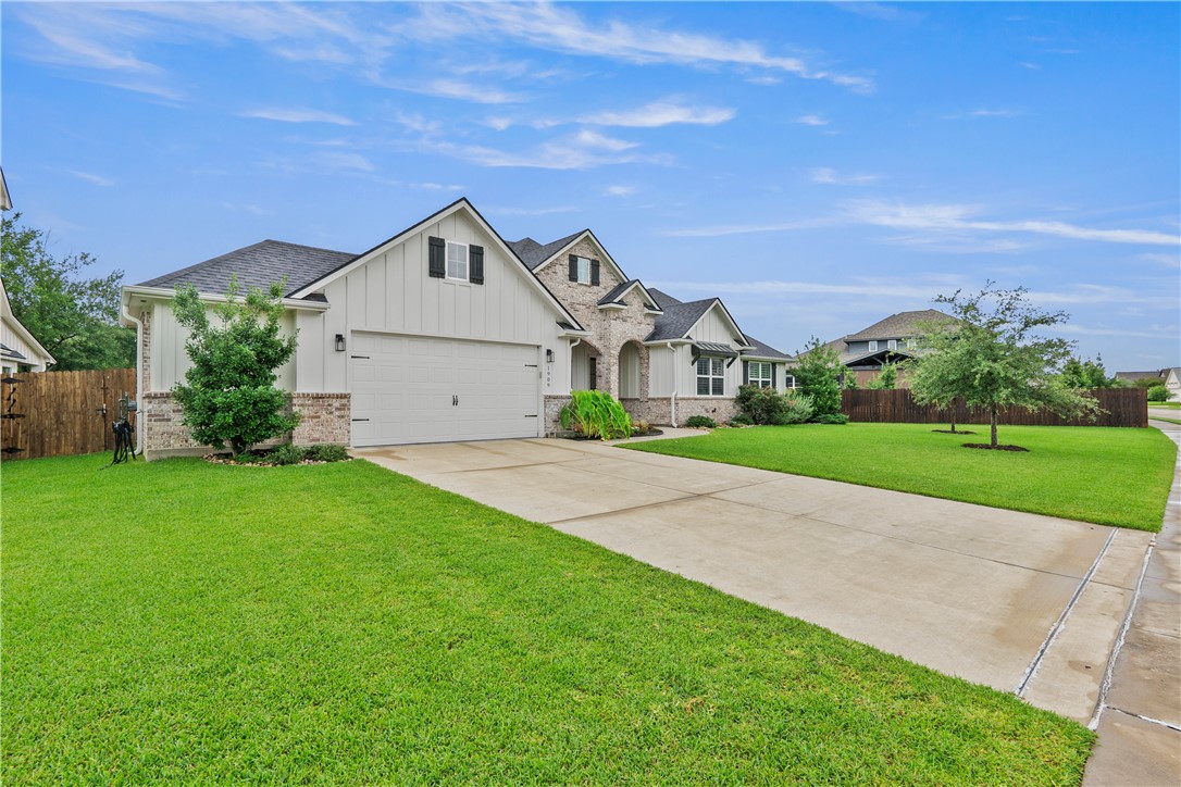 College Station, Texas, 77845, United States, 4 Bedrooms Bedrooms, ,4 BathroomsBathrooms,Residential,For Sale,1862401