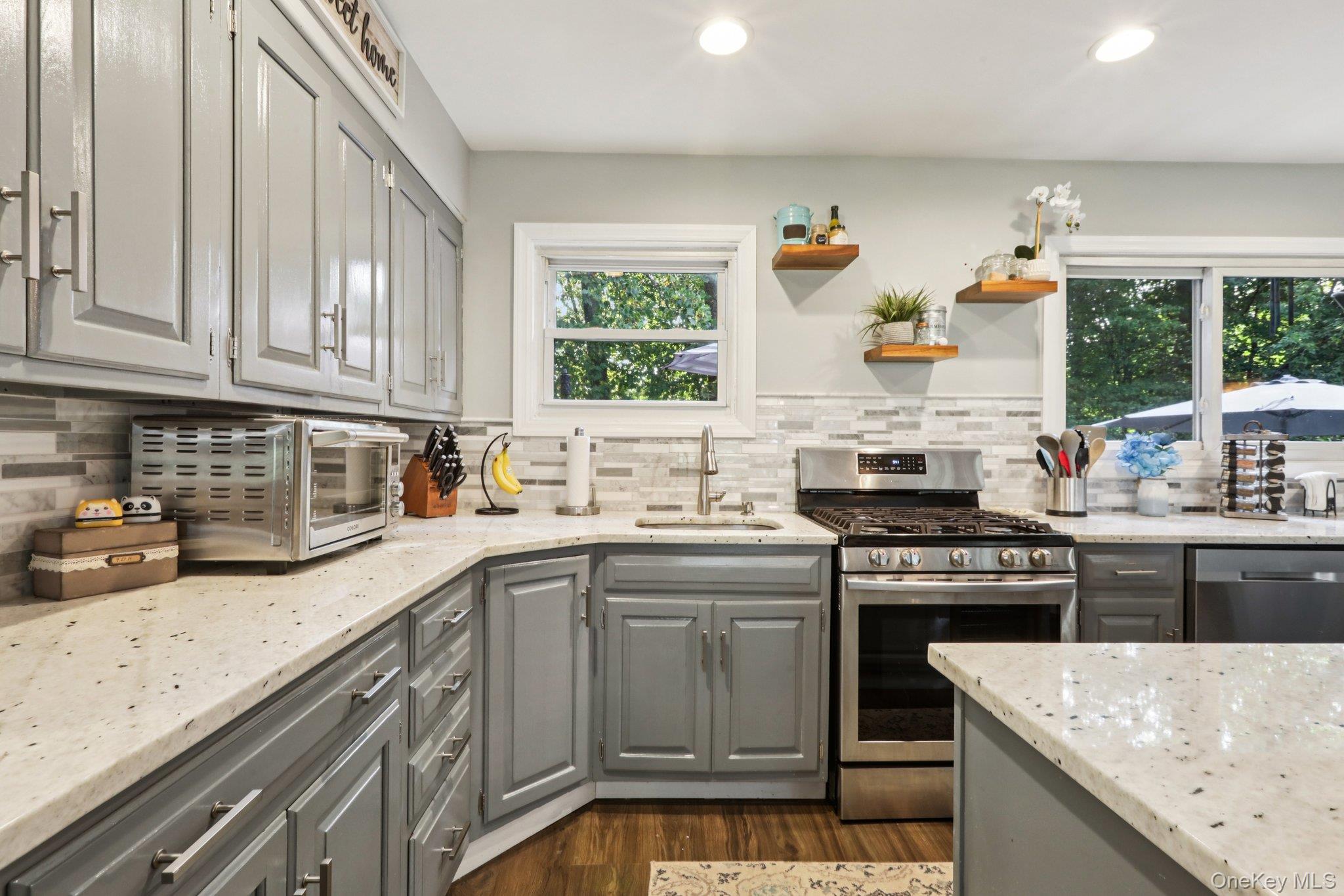 Garnerville, New York, 10923, United States, 4 Bedrooms Bedrooms, ,2 BathroomsBathrooms,Residential,For Sale,1974651