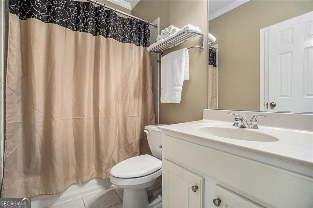 Mableton, Georgia, 30126, United States, 5 Bedrooms Bedrooms, ,4 BathroomsBathrooms,Residential,For Sale,2002296