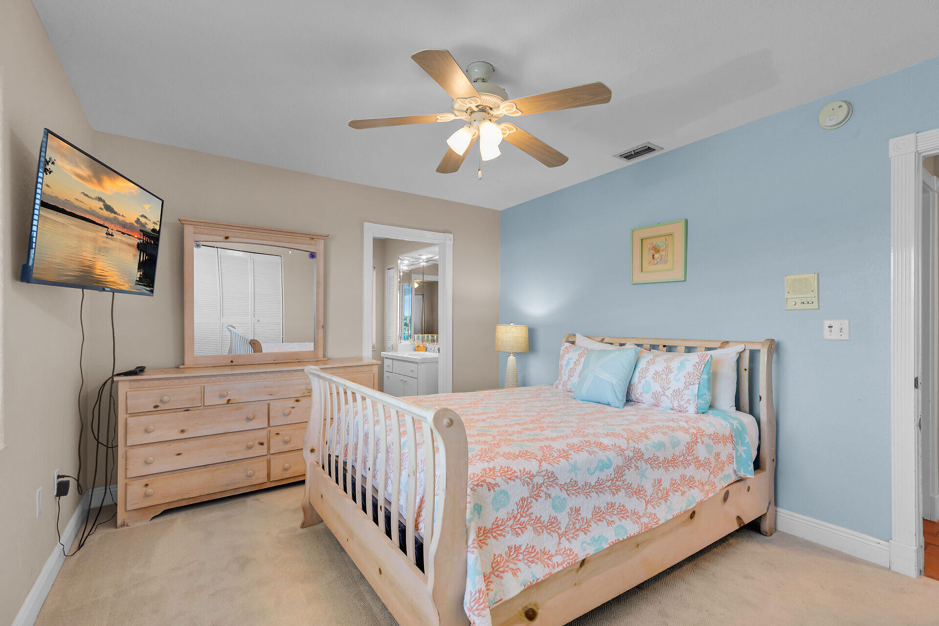 KEY COLONY, Florida, 33051, United States, 3 Bedrooms Bedrooms, ,4 BathroomsBathrooms,Residential,For Sale,1988012