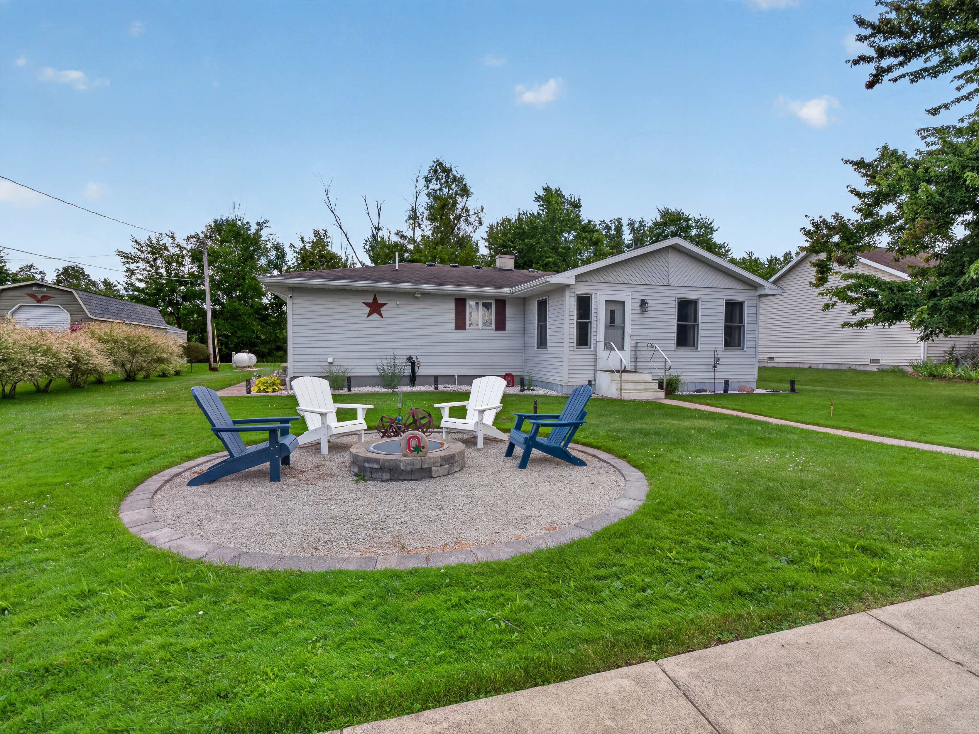  Beautifully Updated Waldron Lake Cottage - 物件實景