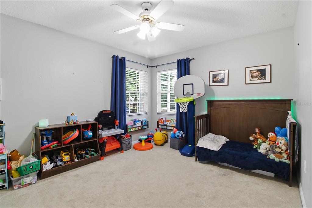 Lakeland, Florida, 33810, United States, 3 Bedrooms Bedrooms, ,2 BathroomsBathrooms,Residential,For Sale,1999879