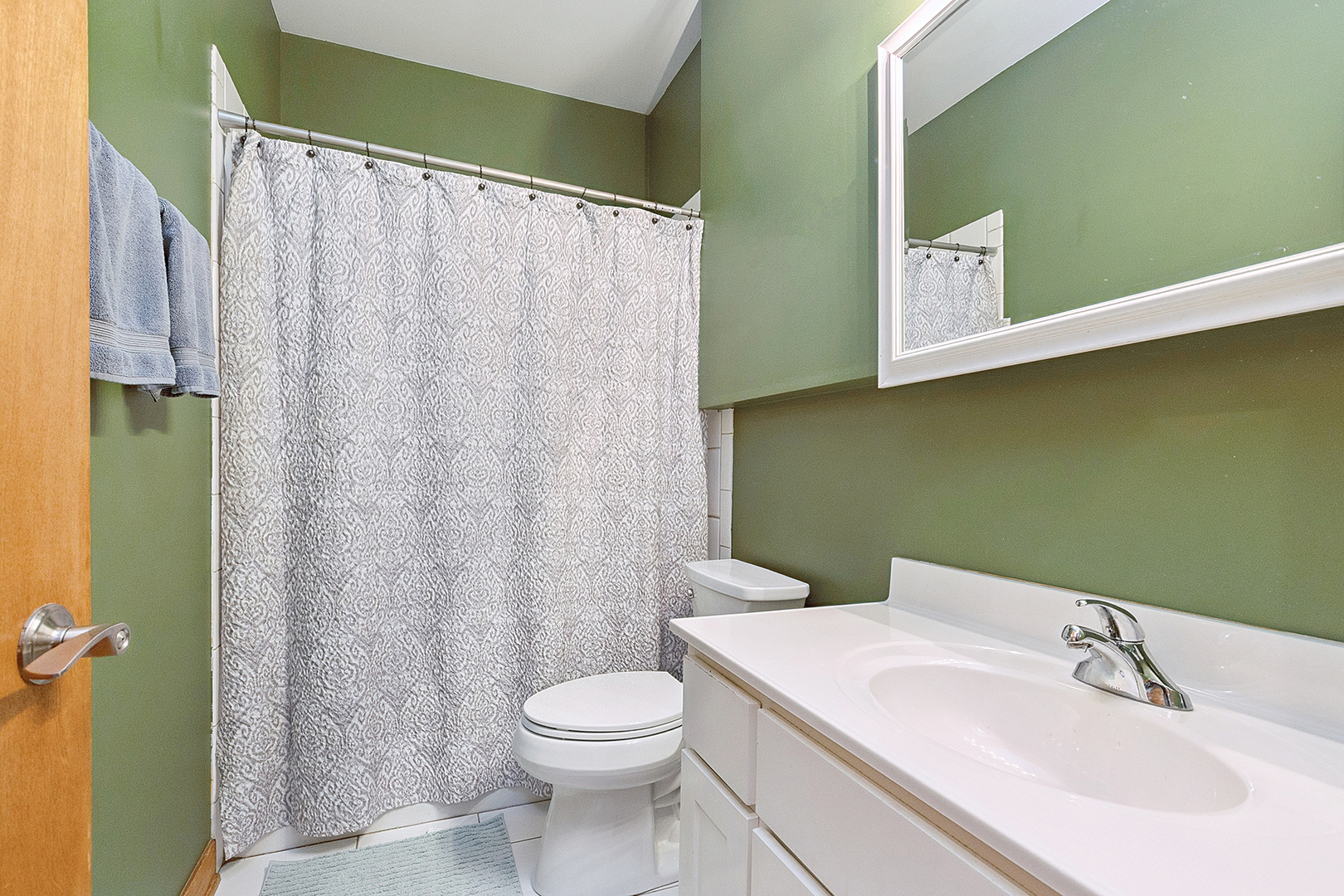 Palos Park, Illinois, 60464, United States, 3 Bedrooms Bedrooms, ,3 BathroomsBathrooms,Residential,For Sale,1921855