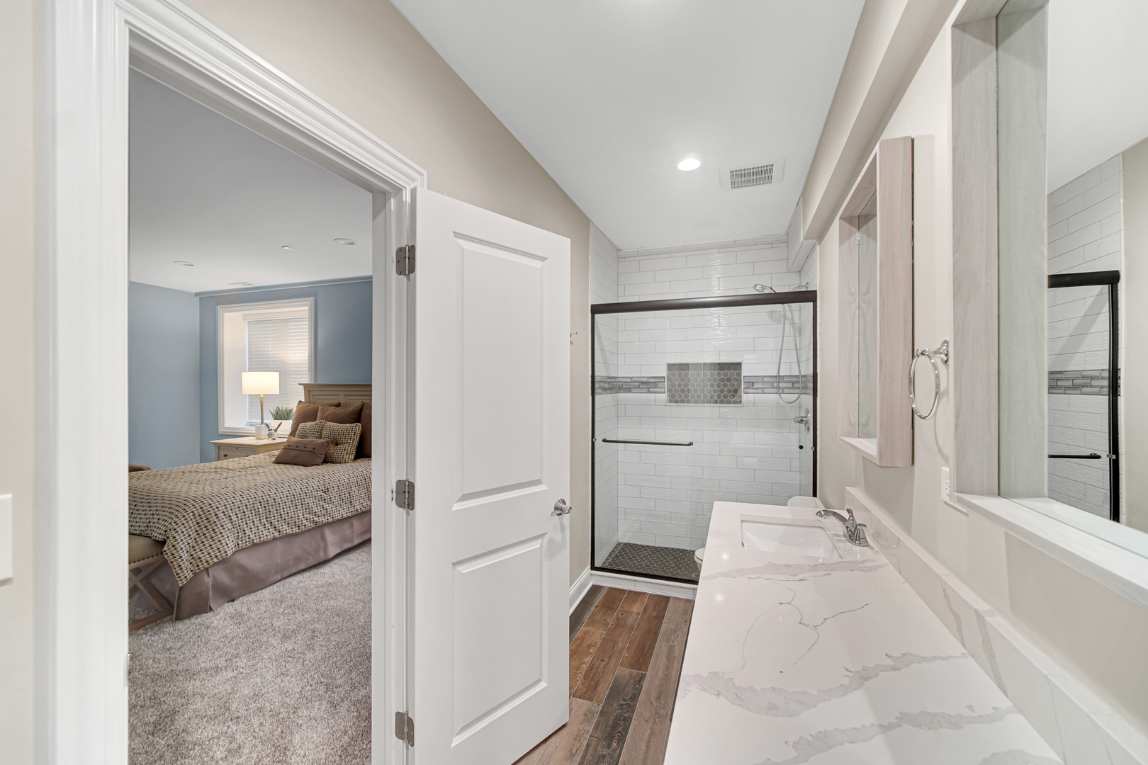 Downers Grove, Illinois, 60516, United States, 4 Bedrooms Bedrooms, ,5 BathroomsBathrooms,Residential,For Sale,1905764