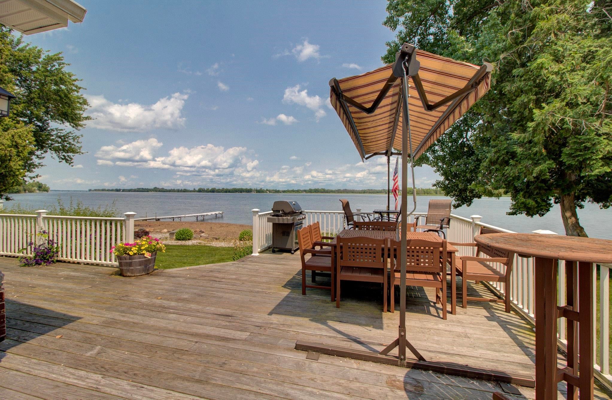 Alburgh, Vermont, 05440, United States, 5 Bedrooms Bedrooms, ,1 BathroomBathrooms,Residential,For Sale,1885348