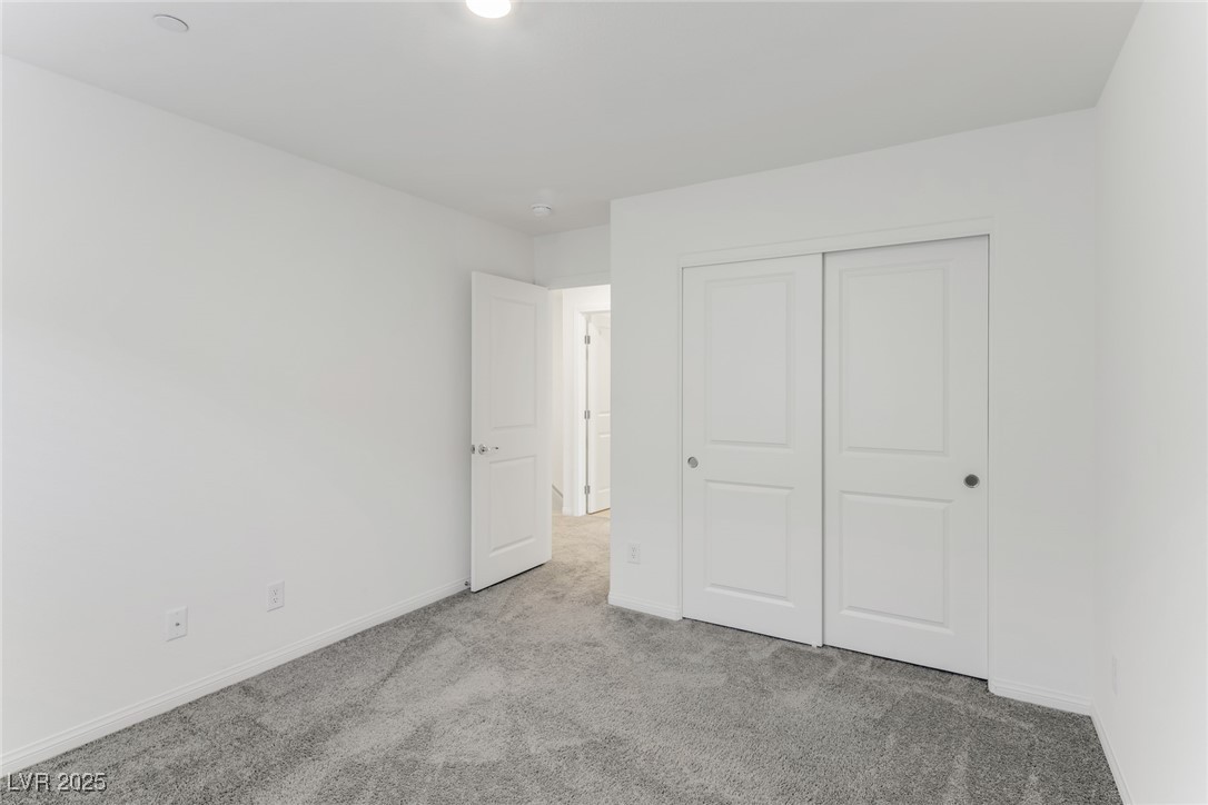 Las Vegas, Nevada, 89166, United States, 4 Bedrooms Bedrooms, ,3 BathroomsBathrooms,Residential,For Sale,1989328