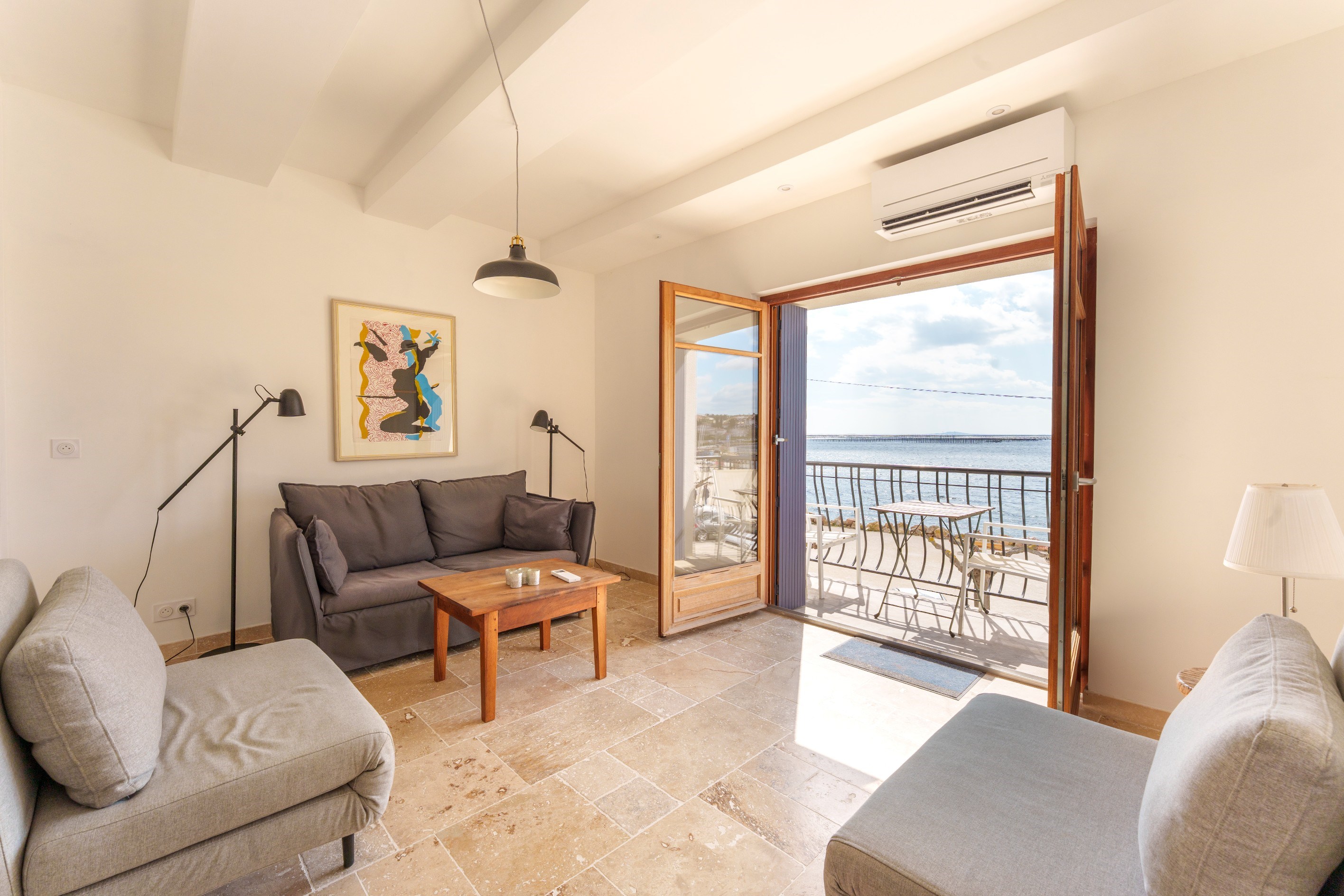  Waterfront Residence with Three Independent Apartments on the Étang de Thau - B… - 物件實景