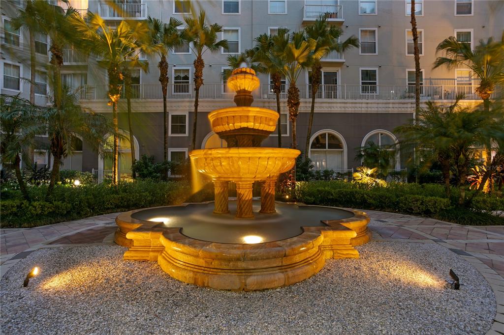 Tampa, Florida, 33602, United States, 2 Bedrooms Bedrooms, ,2 BathroomsBathrooms,Residential,For Sale,2002253