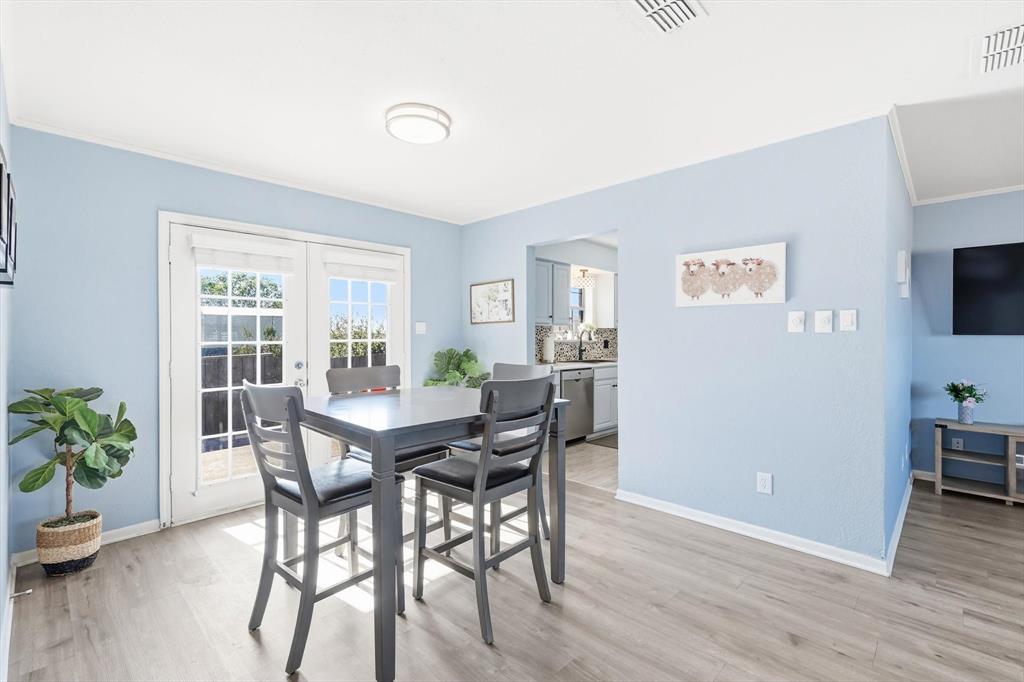 Sanger, Texas, 76266, United States, 3 Bedrooms Bedrooms, ,2 BathroomsBathrooms,Residential,For Sale,1995373