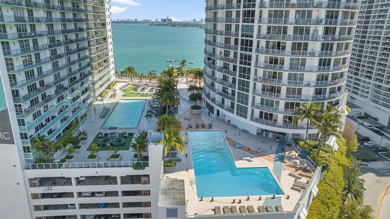 Miami, Florida, 33132, United States, 2 Bedrooms Bedrooms, ,2 BathroomsBathrooms,Residential,For Sale,1739063