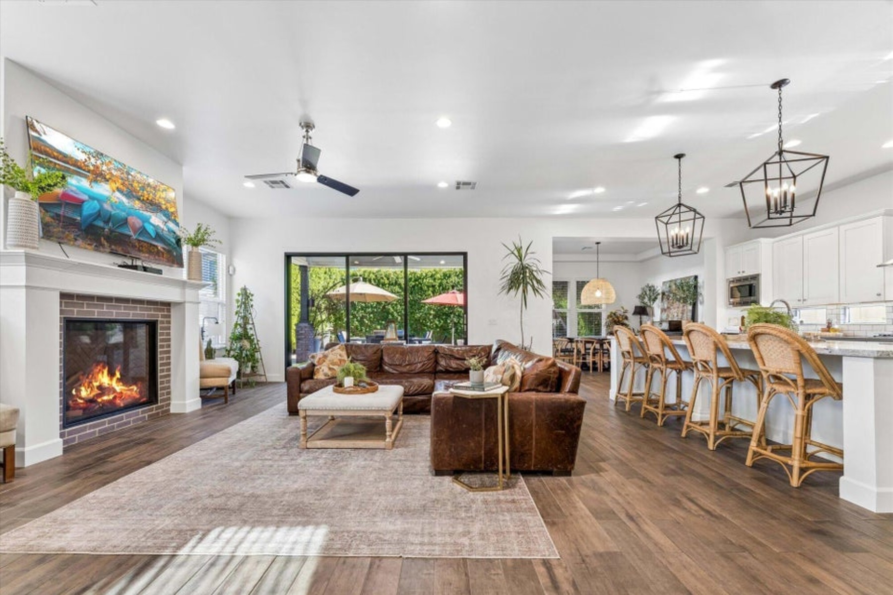  3829 E Crittenden Lane, Phoenix, AZ 85018 - 物件實景