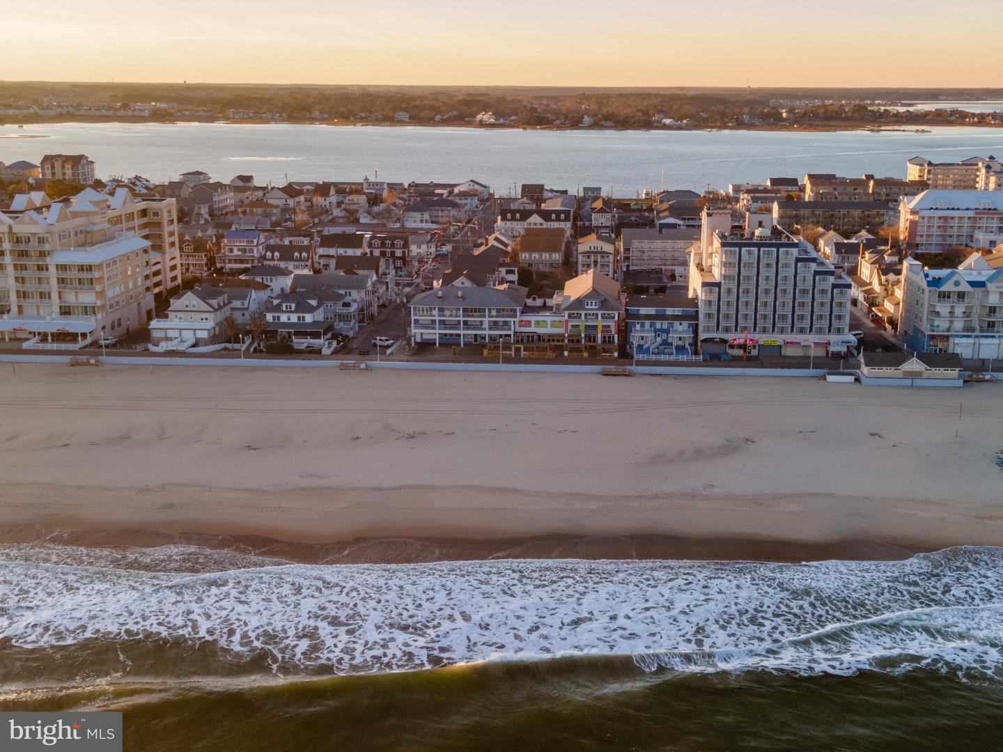 Ocean City, Maryland, 21842, United States, 3 Bedrooms Bedrooms, ,3 BathroomsBathrooms,Residential,For Sale,1744033