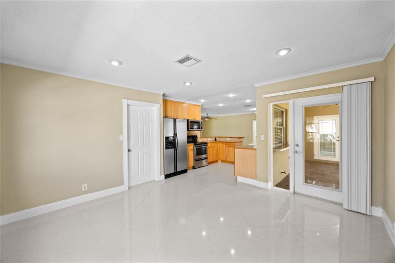 Oakland Park, Florida, 33309, United States, 3 Bedrooms Bedrooms, ,2 BathroomsBathrooms,Residential,For Sale,1916888