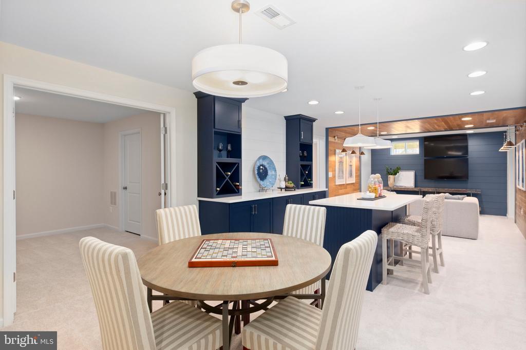 Fredericksburg, Virginia, 22408, United States, 3 Bedrooms Bedrooms, ,4 BathroomsBathrooms,Residential,For Sale,1850109