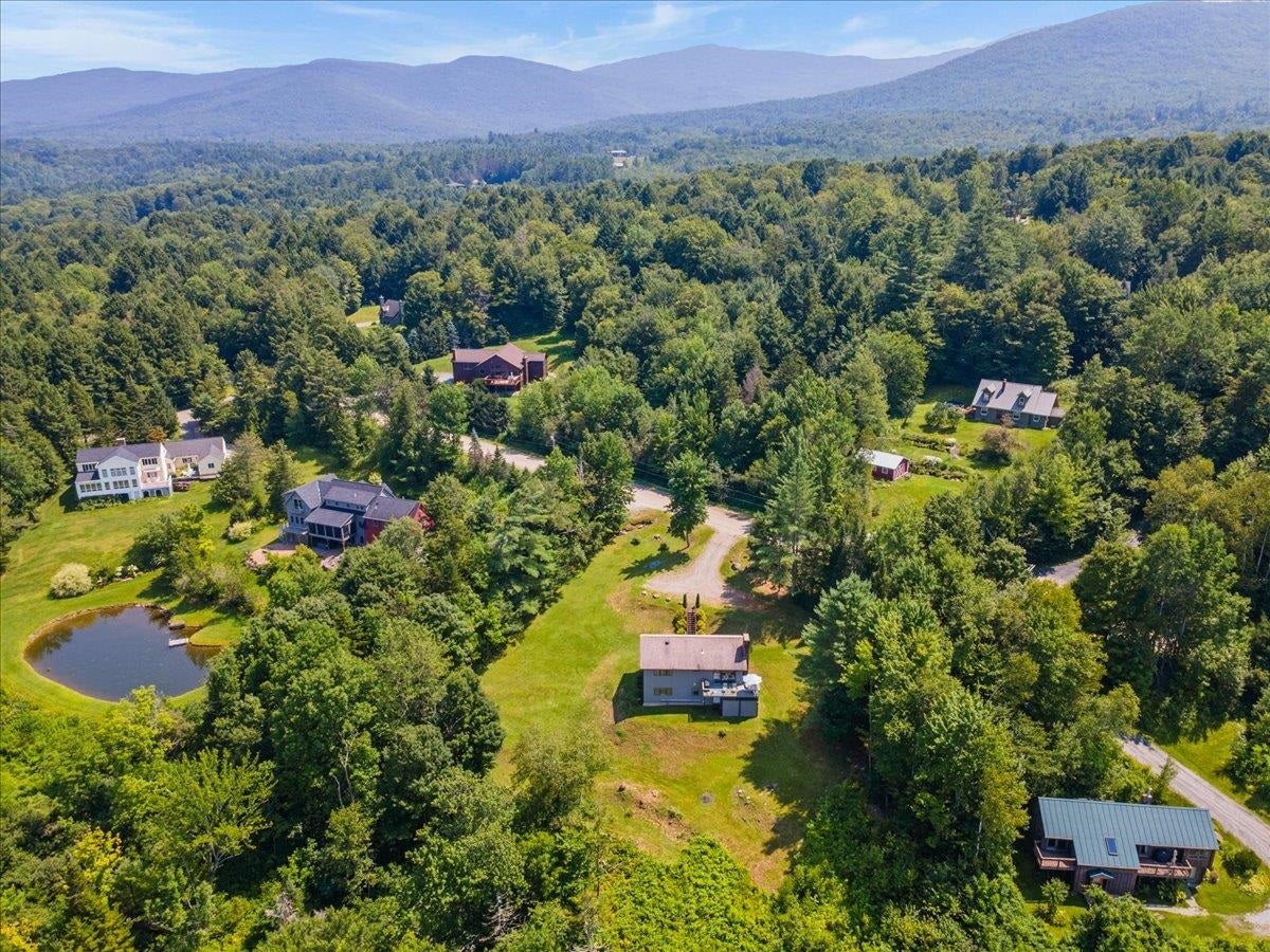 Stowe, Vermont, 05672, United States, 3 Bedrooms Bedrooms, ,2 BathroomsBathrooms,Residential,For Sale,1907047