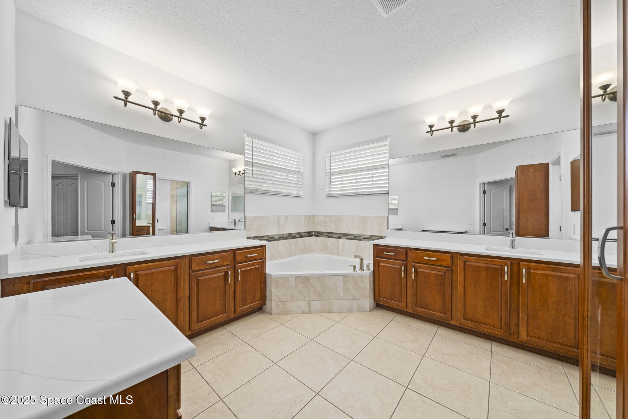 Rockledge, Florida, 32955, United States, 5 Bedrooms Bedrooms, ,3 BathroomsBathrooms,Residential,For Sale,1837606