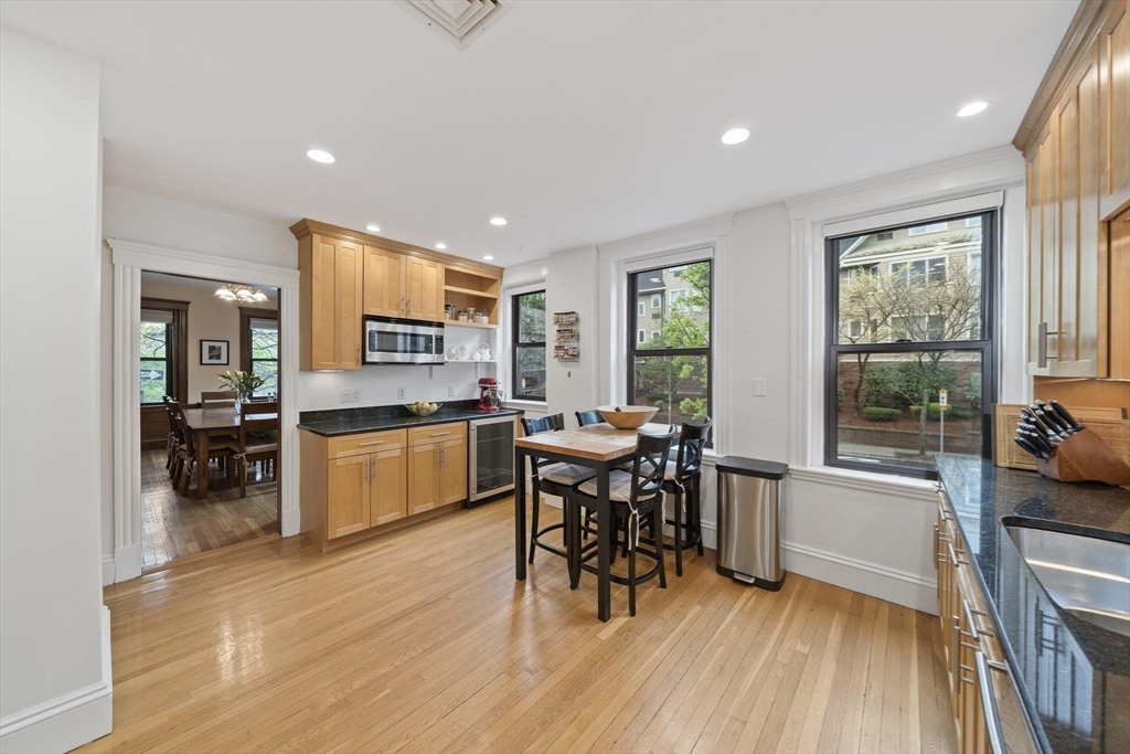 Brookline, Massachusetts, 02446, United States, 3 Bedrooms Bedrooms, ,2 BathroomsBathrooms,Residential,For Sale,1787274