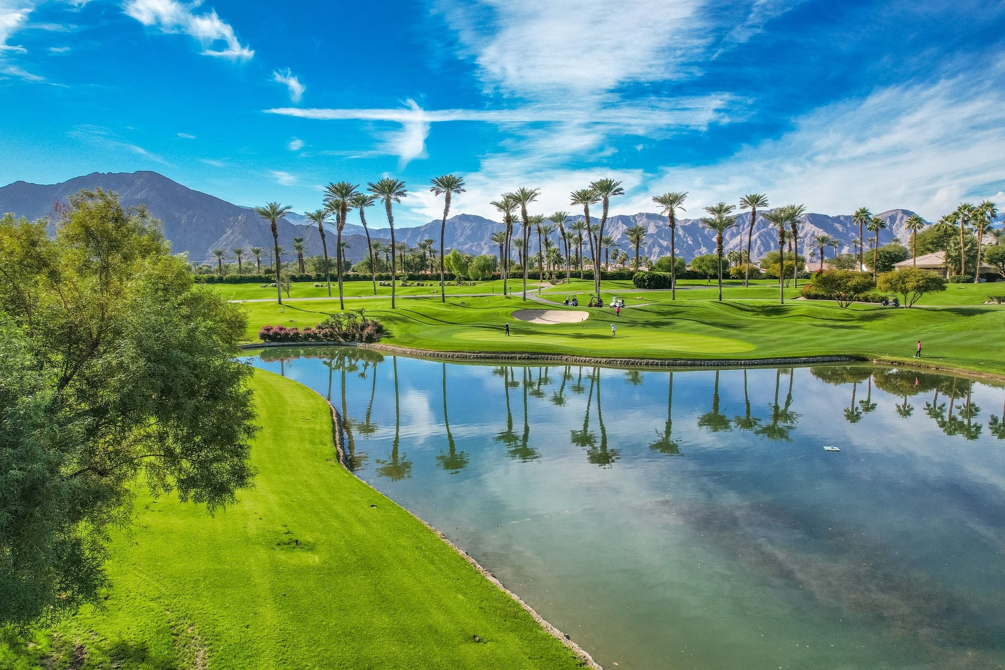  Golf Course Living With Designer Touches - 物件實景